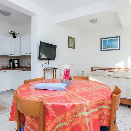 Apartamento Iz Veli Iž