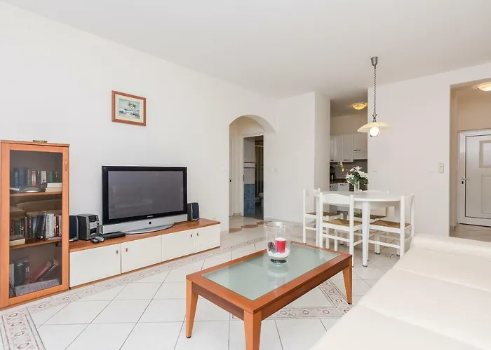 Iz Апартаменты Вели-Иж