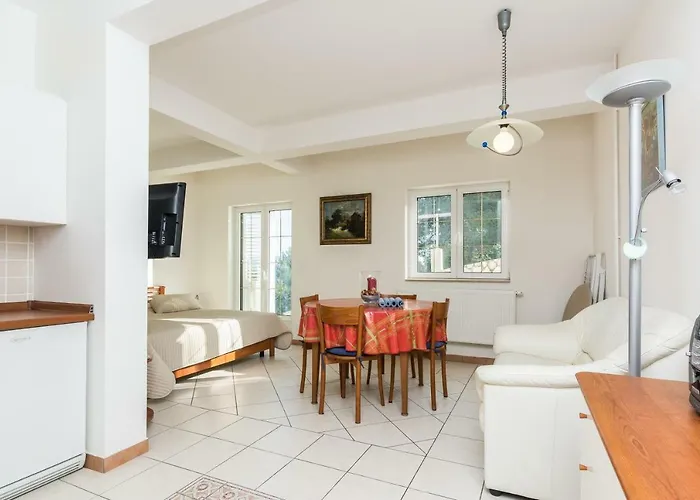 Iz Апартаменты *