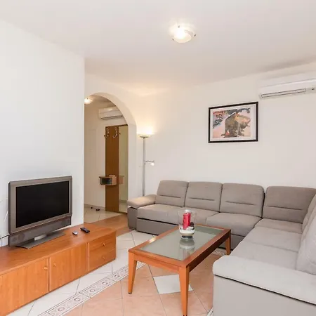 Iz Apartment Veli Iž