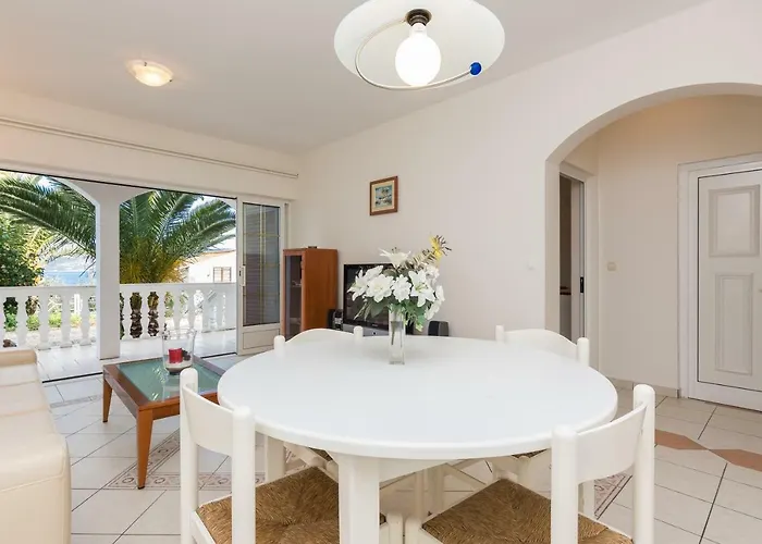 Iz 아파트 Veli Iž